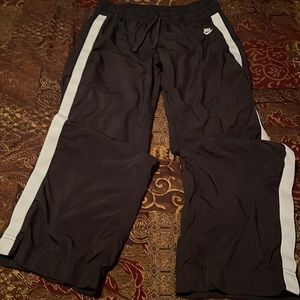 Nike Sportswear Open Hem Wind pant.